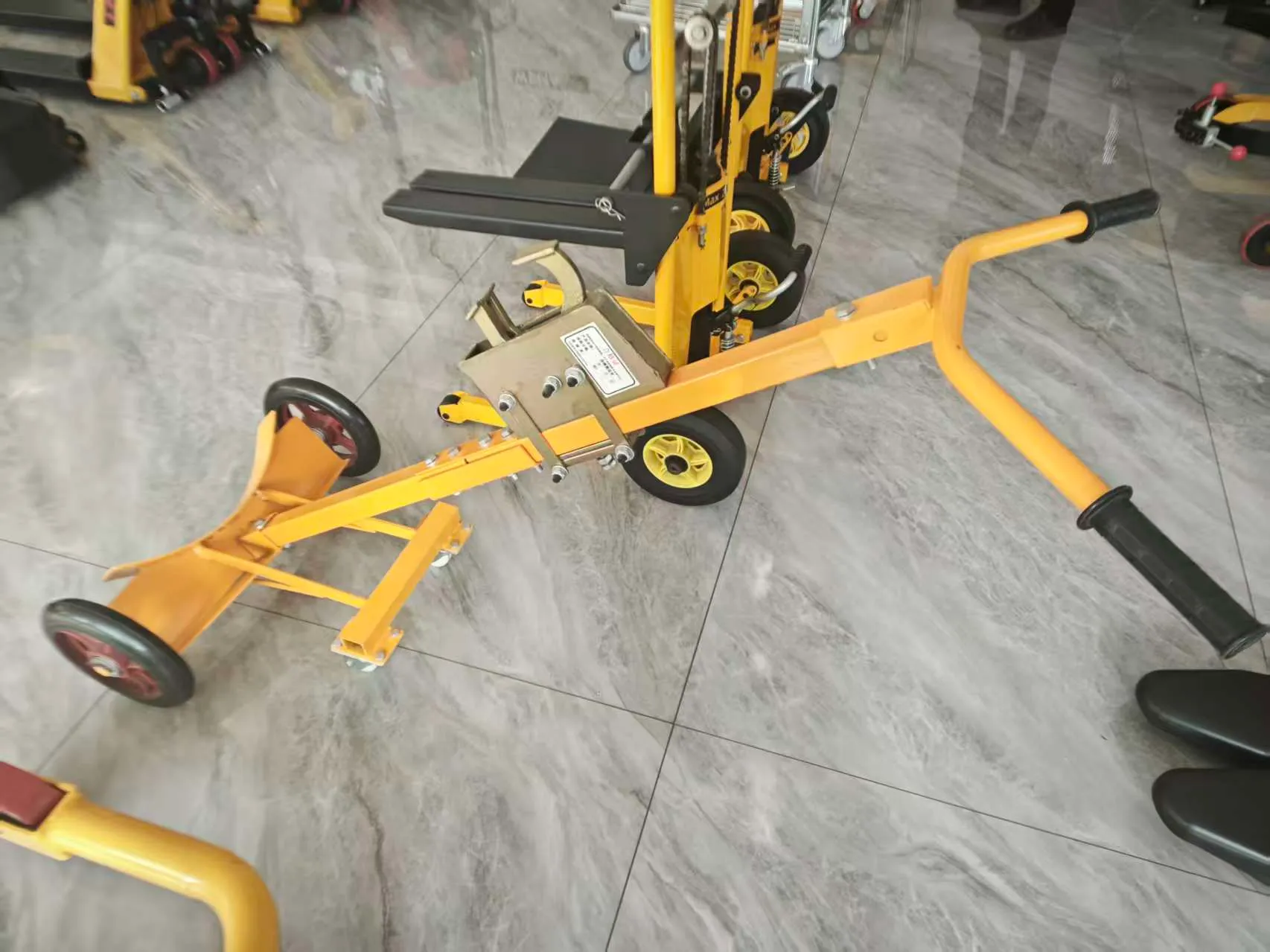 Custom Forklift 5